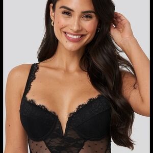 Victoria's Secret Dream Angels Black Lace Corset Bra Deep Plunge Padded SZ 36D